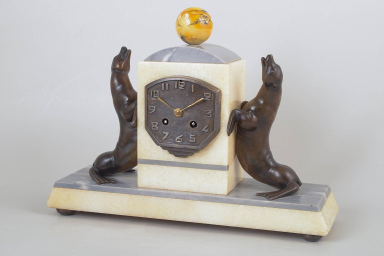 Louis Albert Carvin for F. Pellissier, art deco alabaster clock.