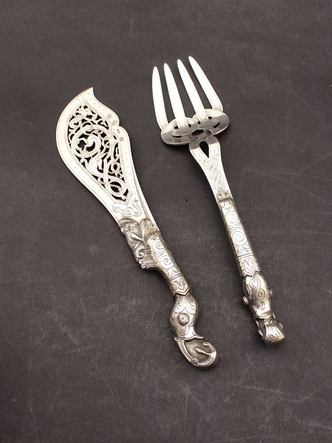 Three-towered silver set of fishing cutlery