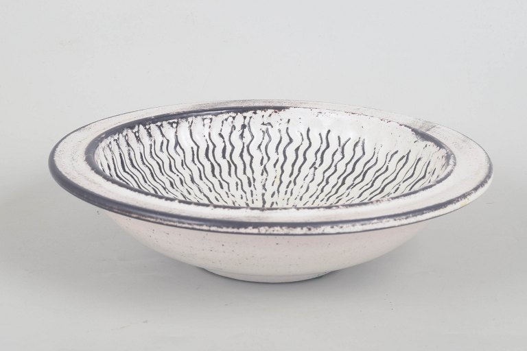 Svend Hammershøi for Kähler, bowl.